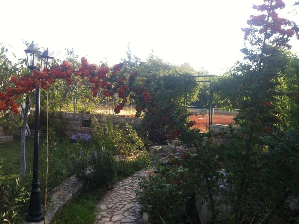 Villa In Funtana With Private Tenniscourt 외부 사진